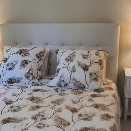 Casa de Férias Château De Montmireil