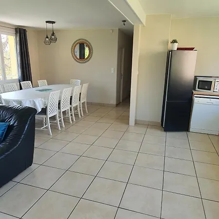 Casa de Férias Château De Montmireil